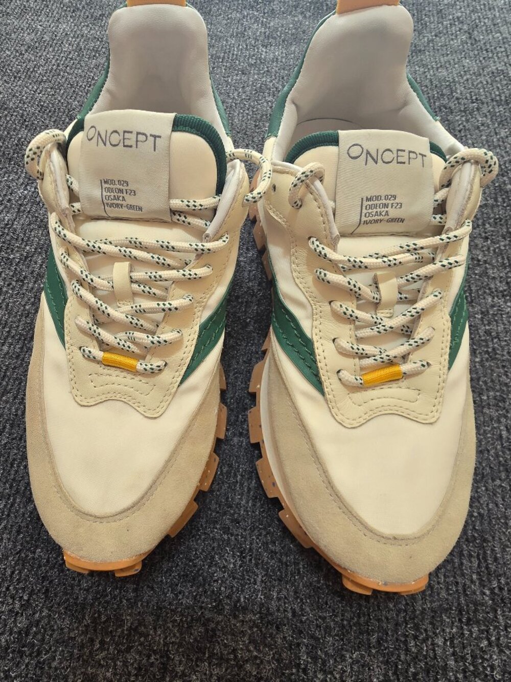 Oncept Osaka MOD 029 ODEON Women’s Size 6 Ivory‑Green Retro Runner Sneakers F23